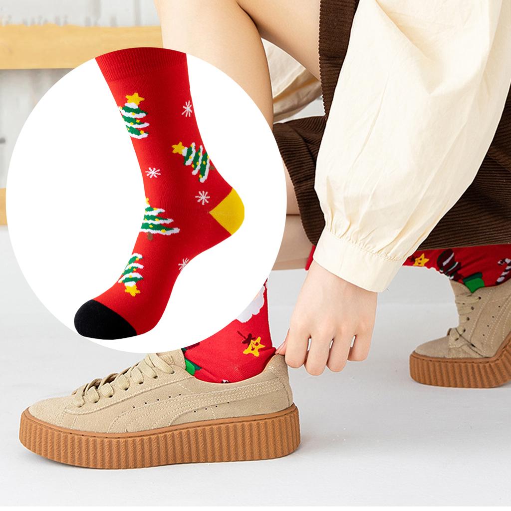 5 Pairs Set Christmas Crew Socks for Women, Cute Santa Snowman Xmas Tree Printed Cotton Socks, Winter Warm Casual Fashion Socks