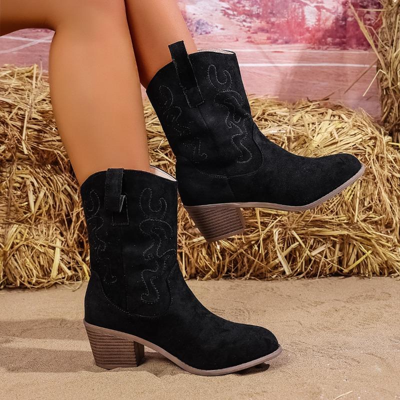 Женские замшевые ботильоны средней высоты с вышивкой и острым носком, нескользящие, износостойкие, на блочном каблуке