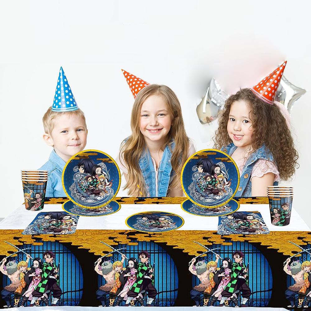 Набор посуды «Убийца демонов», 51 шт., включает тарелки, чашки, салфетки и скатерти.