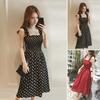 Летнее женское платье в горошек без рукавов с эластичным бюстом с квадратным вырезом трапециевидной формы с большим подолом, плиссированной длиной до середины икры для свиданий