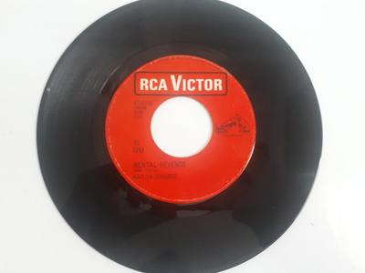 7-дюймовая пластинка WAYLON JENNINGS - Mental Revenge 479146 RCA Victor Canada Фолк Б/У