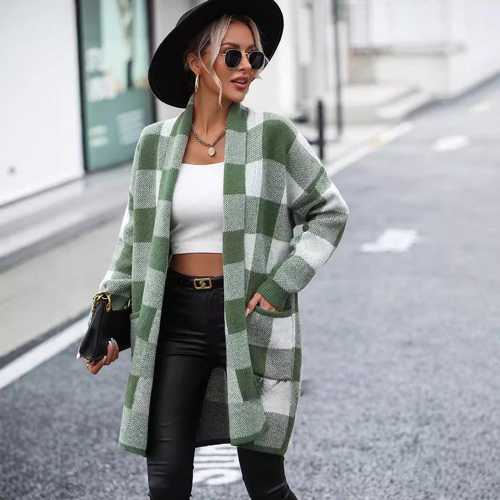 Autumn and Winter Women's Plus Size Coat Loose Plaid Colorblocking Knitted Cardigan Fashion Sweater