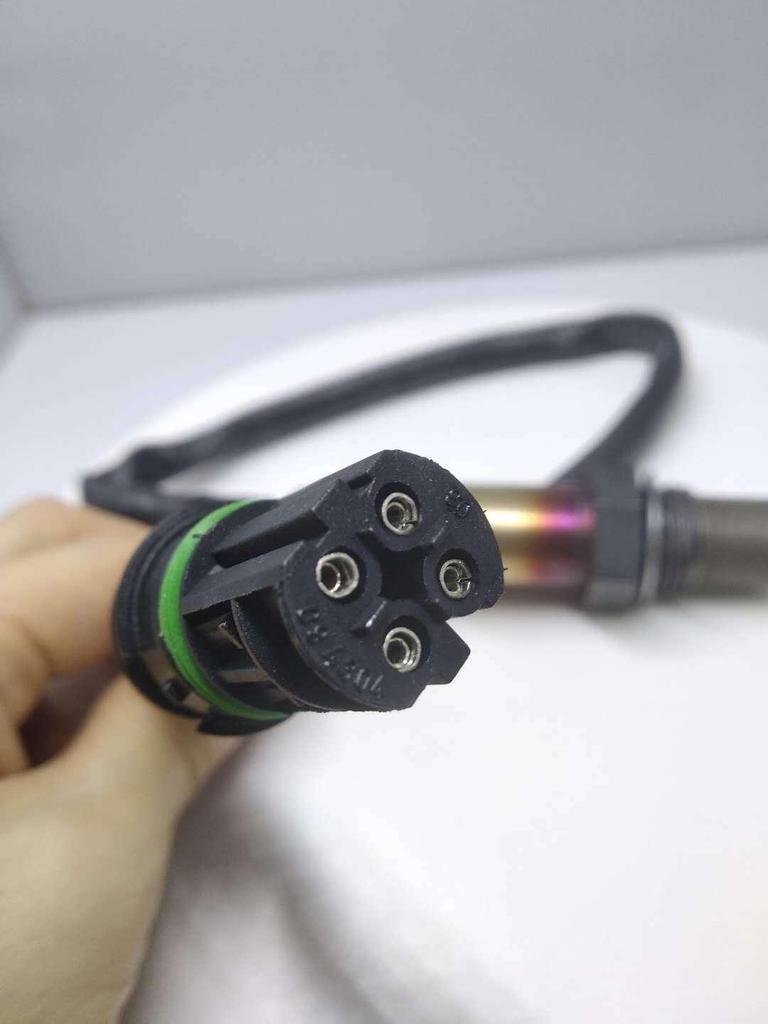 Передний и задний датчики кислорода для моделей BMW 3 серии E46/E90/E60