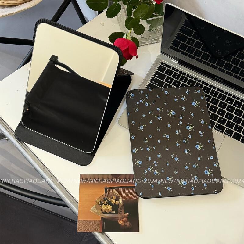 Retro Floral Portable Folding Makeup Mirror