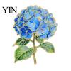 Non-snag Brooch Pin, Enamel Flower Design with Smooth Edges, Lightweight Zinc Alloy Badge for Jackets Scarves Bags Gift Decorative Clothing Pin