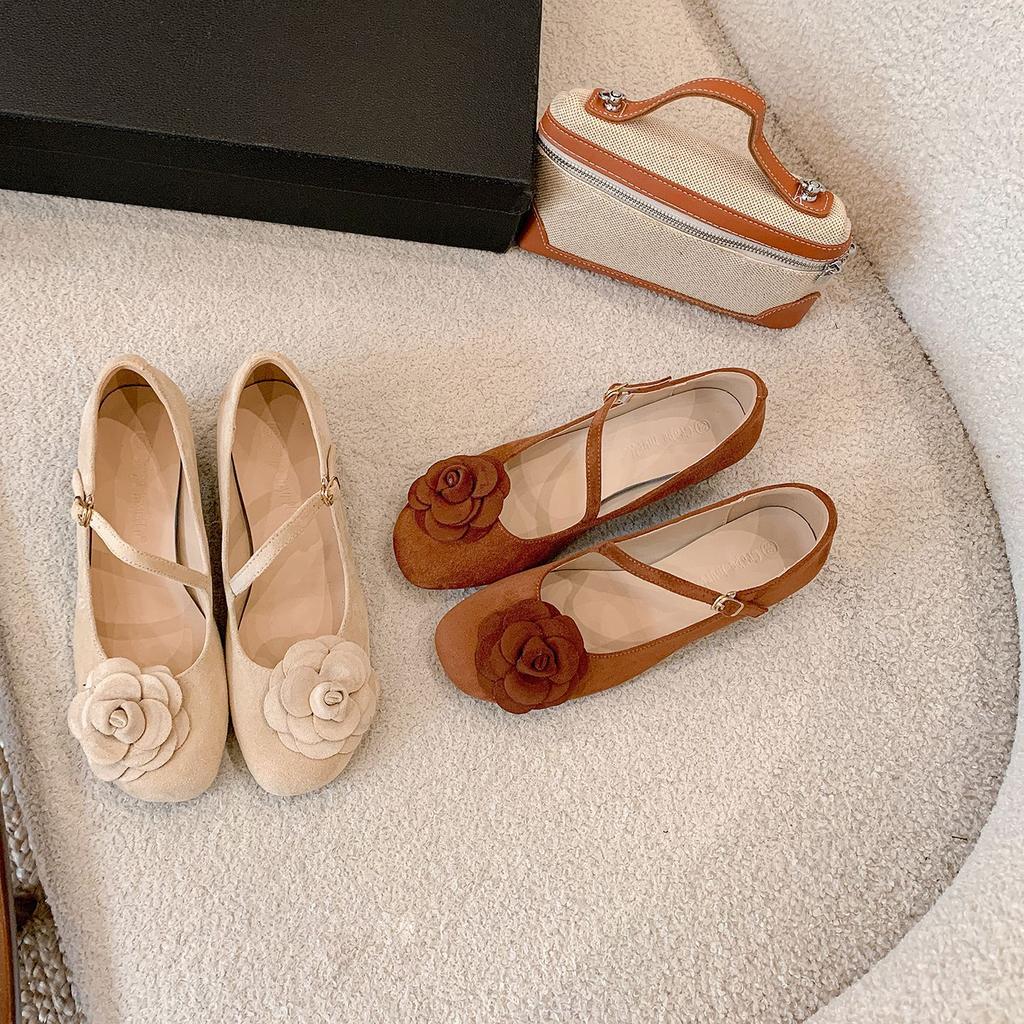 Niche Design Fashion Flower Commuter Thick Heel Single Shoes Retro Square Head Shallow Mouth Word with Mary Jane Shoes Women