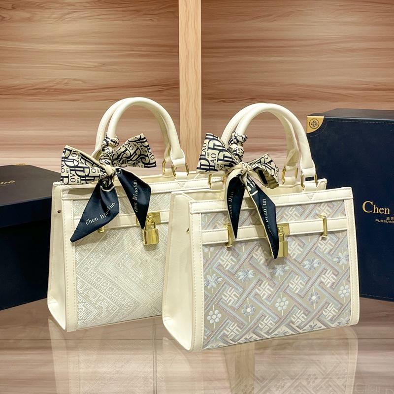 Women Clutch Bag Purse Handbag Fashion Small Wallet Coin Purse Casual Daily Party Crossbody Hand Bag