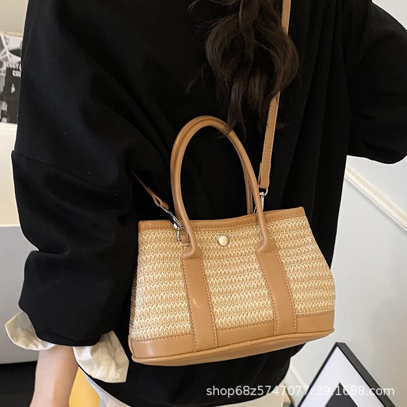 Woven Bag Women's Large Capacity 2025 New Trendy Beach Vacation Shoulder Bag Hand Carry Crossbody Bucket Bag Straw Bag