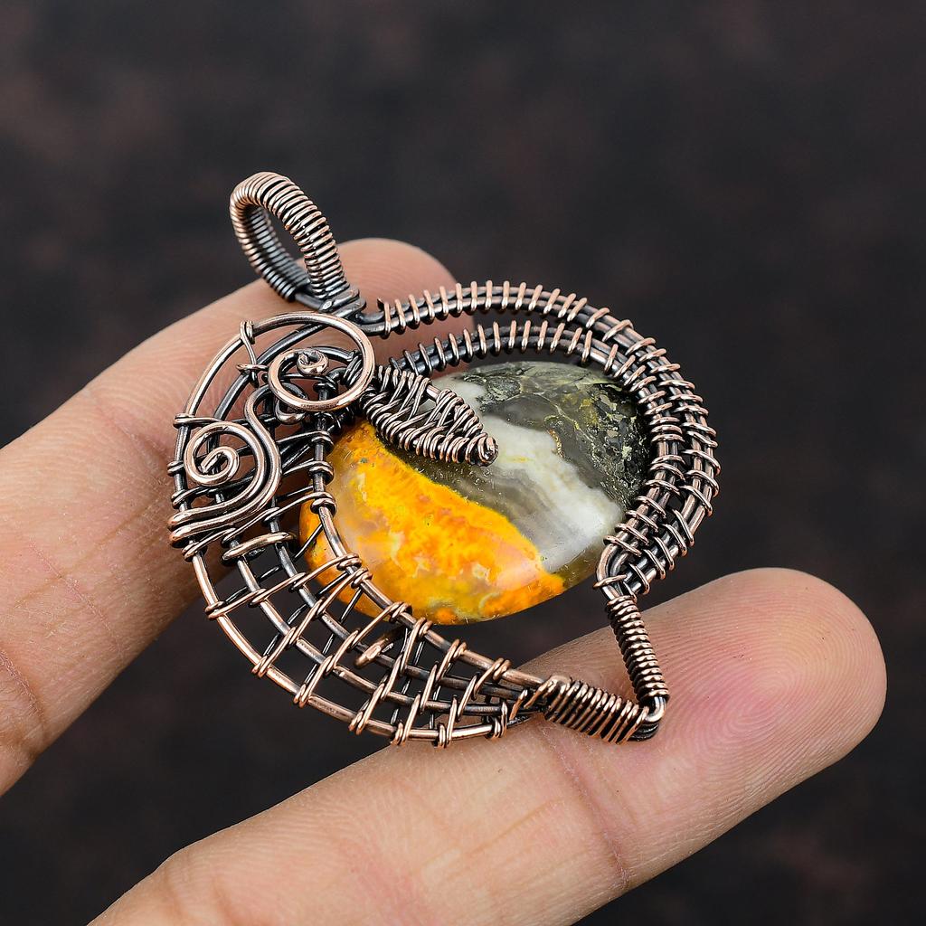 Подвеска Bumble Bee Jasper, медная проволока, обернутая в ювелирное изделие, дизайнерская медная подвеска, ювелирное изделие из драгоценных камней ручной работы, уникальная подвеска, проволочная подвеска для подарка