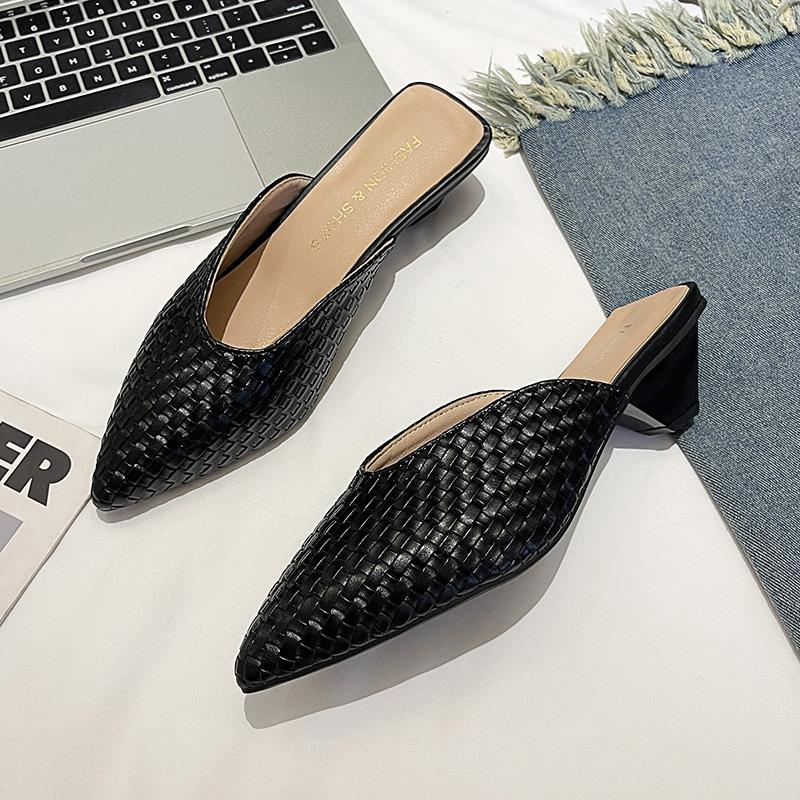 Женские тапочки Baotou, летняя пляжная обувь для женщин, с острым носком и плоской подошвой, женские сандалии, тапочки