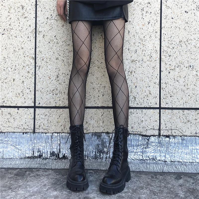 Diamond Pattern Lace Fishnet Stockings - Retro Hollow Design with Vertical Stripe Jacquard