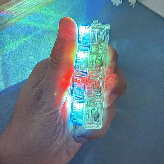 LED Light-up Keyboard Fidget Toy 4-in-1 Keyboard Decompression Button Finger Clicker Toy 4-Keys Fidget Keychain Stress Relief Desk Toy