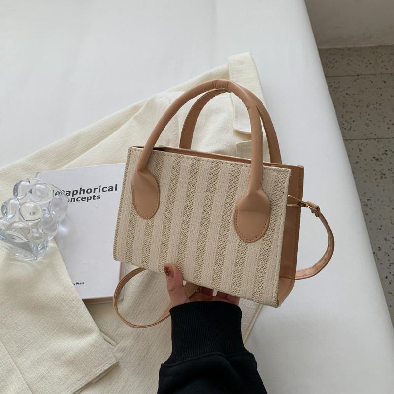 Стильная корейская плетёная сумка 2023 года Модная летняя повседневная городская простая модель