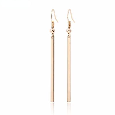 Длинные серьги в европейском стиле