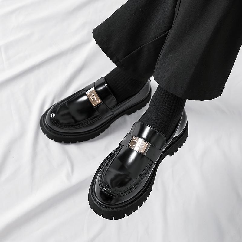 Новые роскошные повседневные туфли для мужчин, модные брендовые туфли-лоферы без застежек, итальянские формальные туфли, уличные туфли с толстой подошвой, рабочие туфли, мокасины