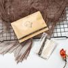 Одноразовые туалетные принадлежности для отеля B&B Kraft Paper Bag: Зубная щетка, зубная паста, гель для душа.