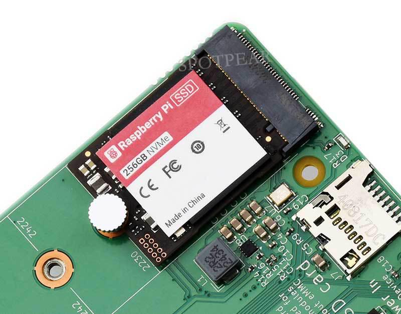 Официальное расширение базовой платы Raspberry Pi Compute Module 5 IO