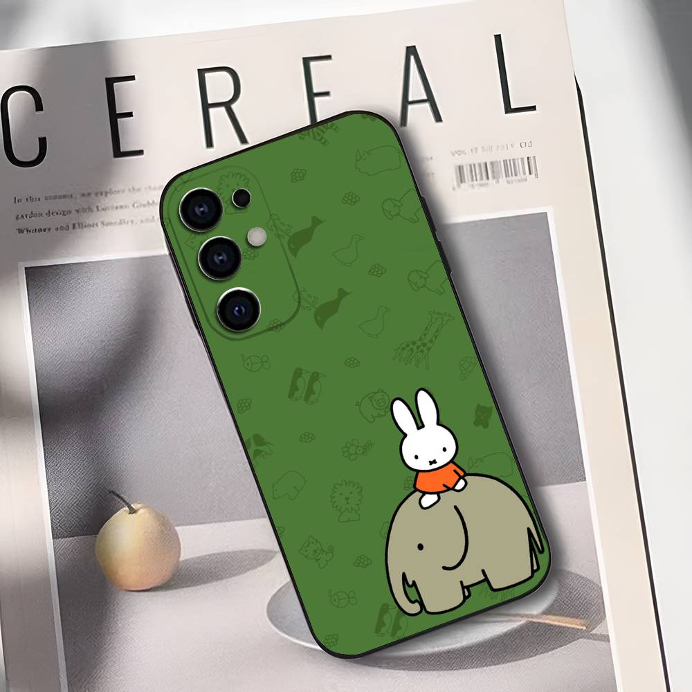 Mi-ffi-es Cartoon Rabbit Phone Case Silicone Soft For Samsung S25,S24,S21,S22,S23,S30,Ultra,S20,Plus,Fe,Lite