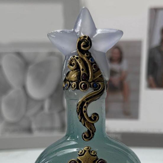 Yousheng Vintage Decorative Bottle Ornament Resin Star Theme Vase Table Centerpiece Bedroom Living Room Dining Table Bookshelf Desktop Decoration