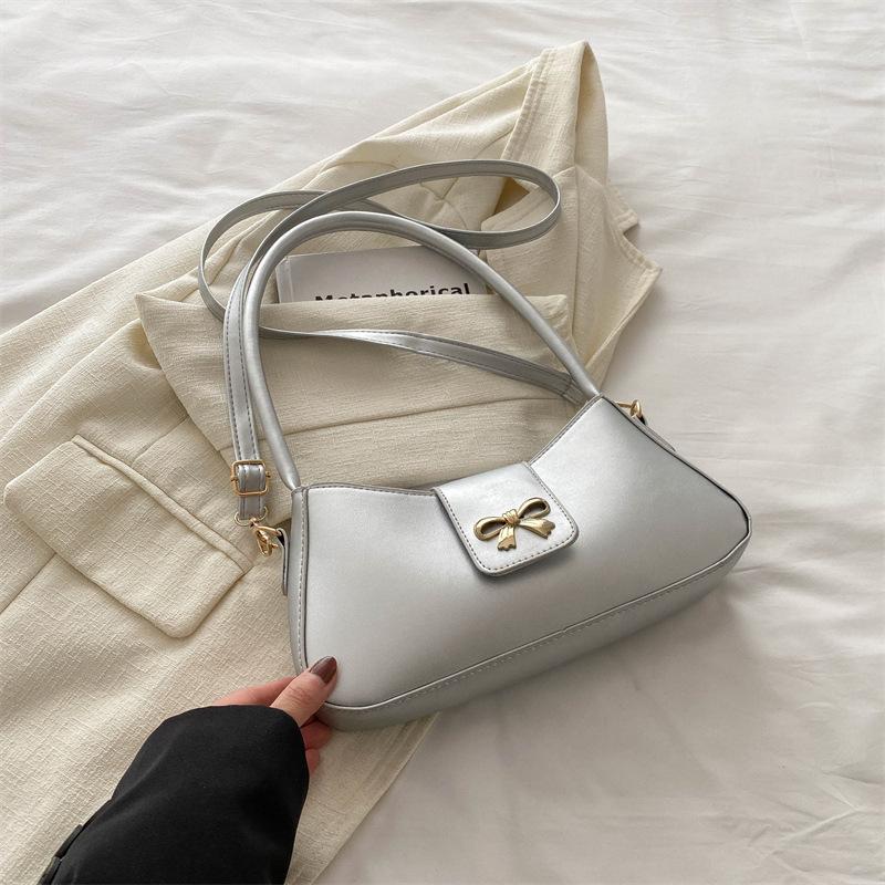 Ретро косая маленькая квадратная сумка новая весенняя простая сумка через плечо для женщин модная повседневная сумка подмышкой для женщин