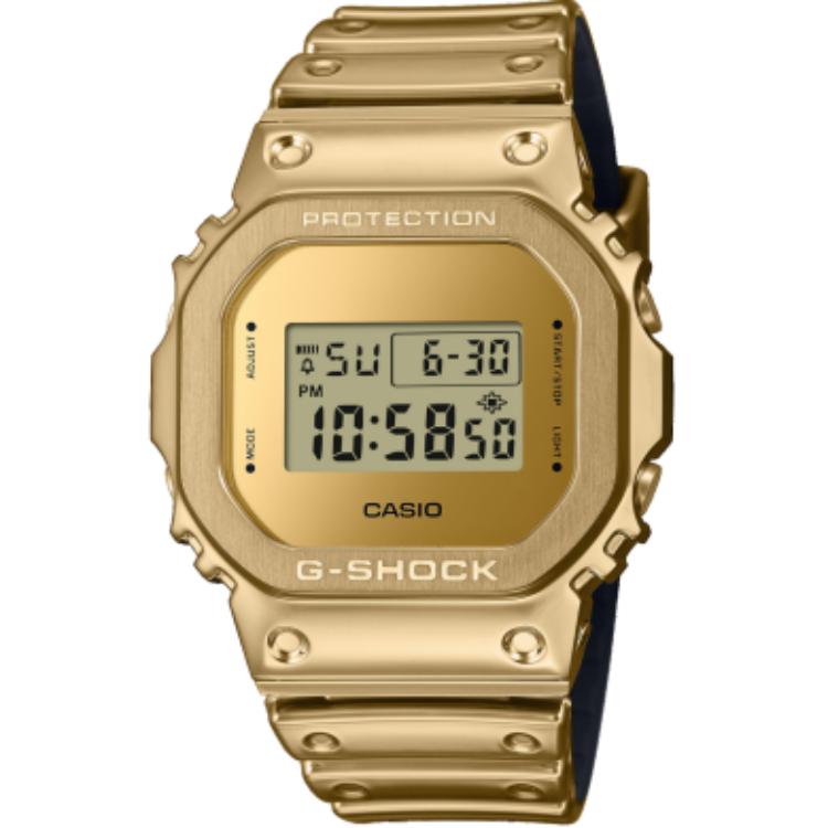 Casio Цифровые часы Унисекс с кварцевым механизмом, водонепроницаемые до 200 м, силиконовый ремешок, золотой циферблат GM-5600YMG-9