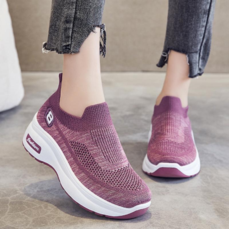 Модные женские кроссовки на танкетке, сетчатые дышащие женские лоферы слипоны на платформе, вулканизированная обувь для женщин, спортивная женская обувь