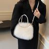 Winter Fashion Faux Fur Crossbody Bags for Women's Gift, Pearl Chain Decor Shoulder Bag, Ladies Handbags Top-handel Bag CLE