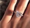 Помолвочное кольцо Hecheng AAA Zircon в форме сердца - европейские и американские украшения для вечеринок