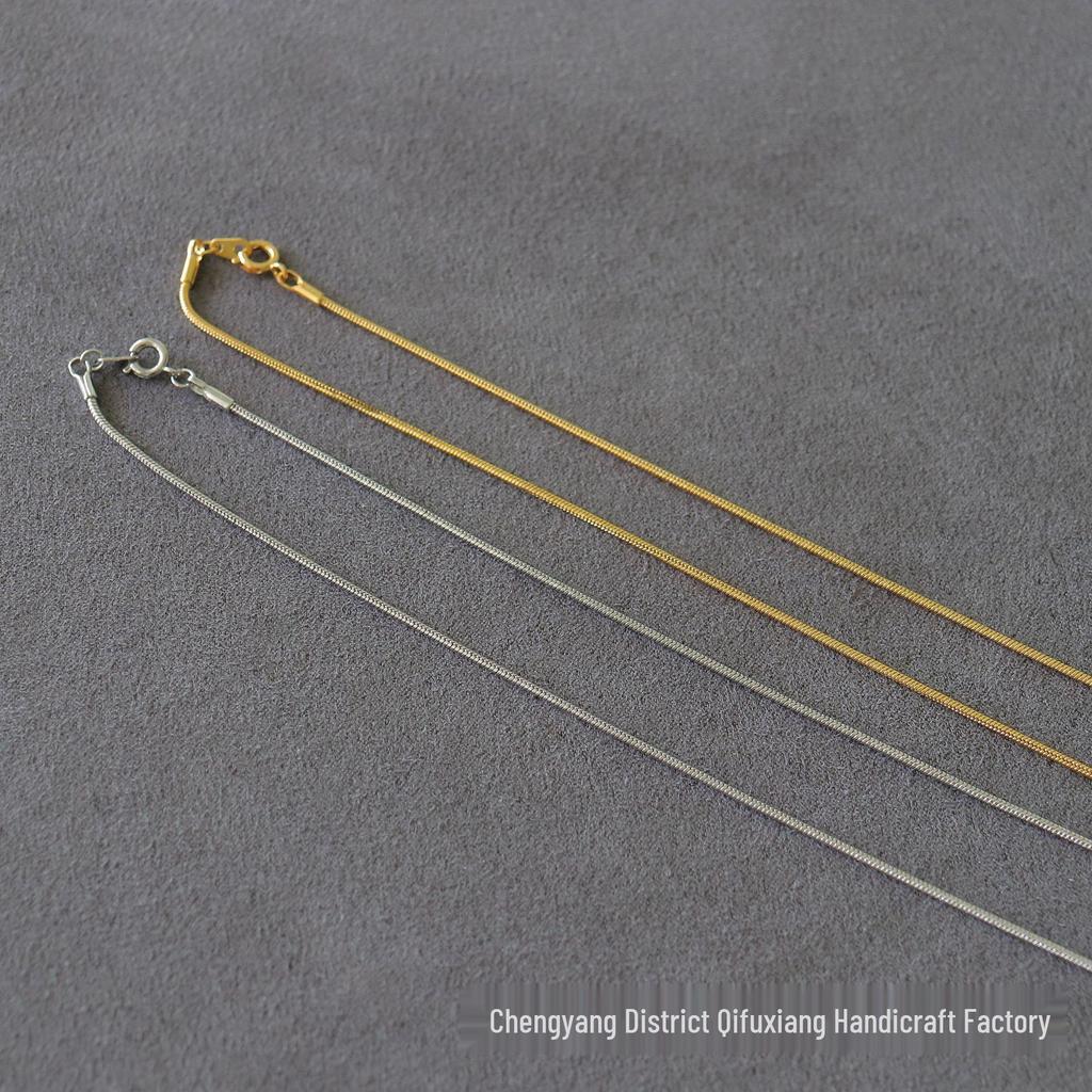 Exquisite Minimalist Snake Bone Chain: 18K Gold-Plated Mini Necklace with Sparkling Gold Thread