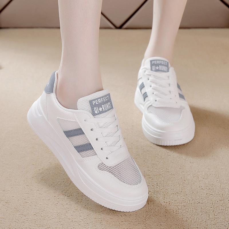 Summer thin women's shoes 2026 new versatile student sports and leisure board shoes women's mesh breathable mesh shoes