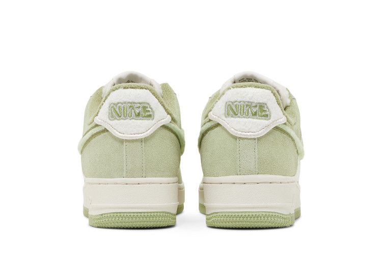 Women's Sneakers Nike Wmns Air Force 1 '07 LX 'Fleece - Honeydew'