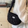 Korean version of fashion texture pleated shoulder cloud bag casual versatile niche foreign style literary and artistic style messenger women's bag