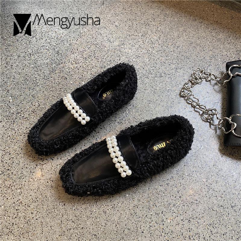 Модные туфли на плоской подошве из овечьей шерсти с квадратным носком, зимние меховые туфли для беременных женщин, балетки с бусинами, мокасины из вьющейся овечьей шерсти