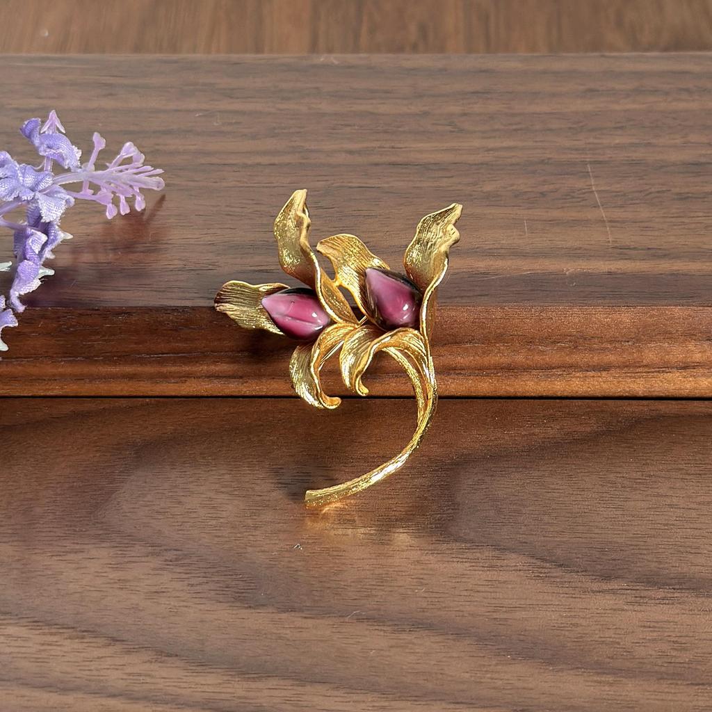 Брошь из итальянского художественного стекла "Лилия" - Элегантный ретро-французский дизайн для женщин