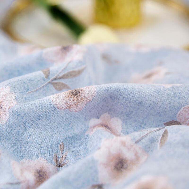 Tangna Super Soft All-Season Seven-Hole Fiber Quilt