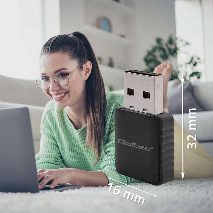 Qoltec External network card | Ultra fast mini NANO Wi-Fi adapter | Standard N | USB 2.0 | 300Mb/ | 2.4GHz