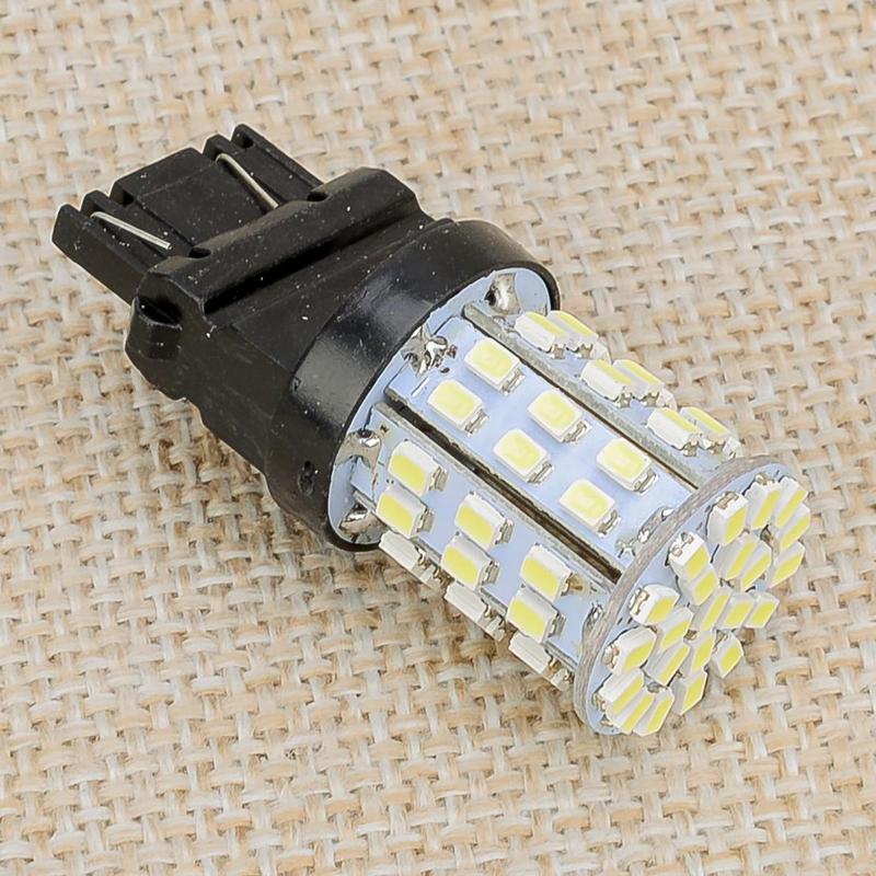 2Pcs 3157 64SMD White LED Reverse Brake Turn Signal Light Bulb Fit for Dodge Ram 1500 2500 3500 1994-2010