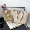 Fashionable Large-capacity Single-shoulder Tote Bag and Fresh Underarm Woven Handbag
