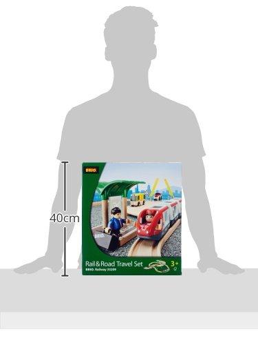BRIO WORLD Набор для путешествий по железной дороге и автодороге [Набор из 33 деталей] для детей от 3 лет (Деревянная железная дорога) 33209