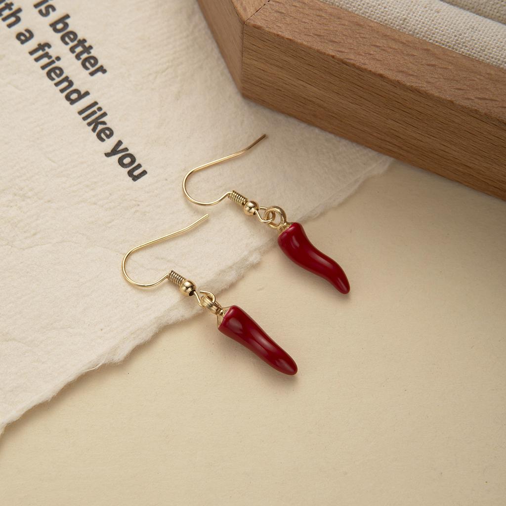 Серьги Халапеньо, Персонализированное чувство дизайна, Борода из красного перца, Мультяшные серьги-шляпы с широкими полями, Женские