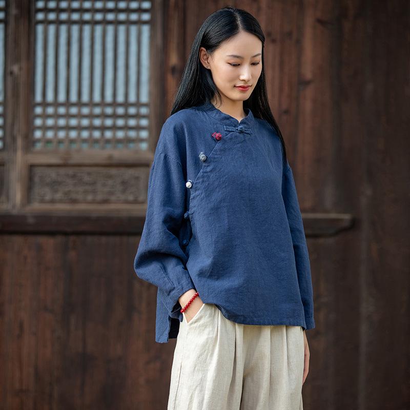 Artistic Retro Chinese Style Women's Ramie Frog Button Long Sleeve Shirt for Spring and Autumn Tea Ceremonies