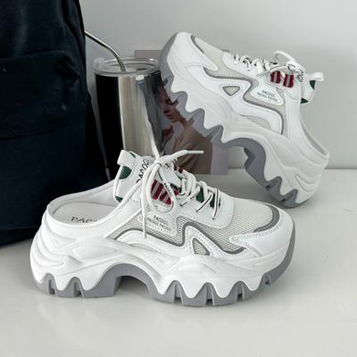 Корейская версия Дышащие женские туфли на высокой платформе 2024 Новая модная повседневная простая универсальная удобная обувь для осени