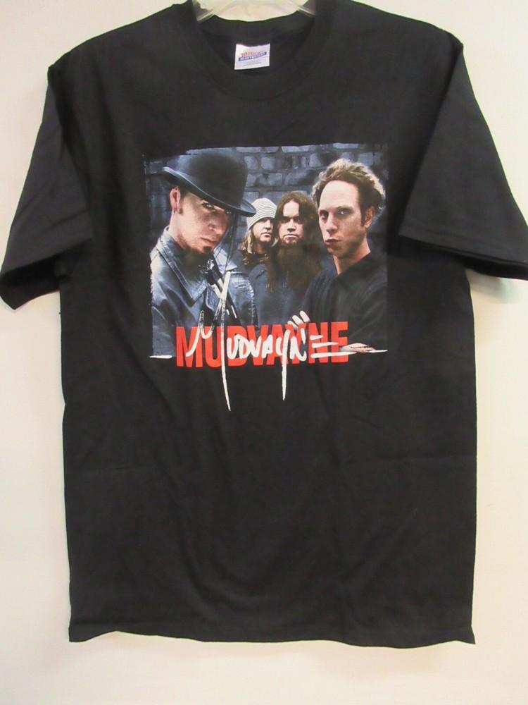 MUDVAYNE OFFICIAL OLD STOCK BAND IN BLACK BAND CONCERT MUSIC MEDIUM Unisex T-Shirt