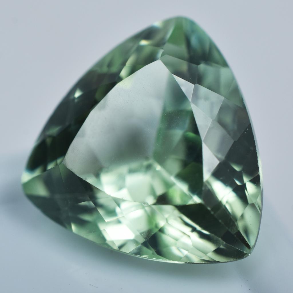 Stunning Natural Bluish Green Sapphire 8.85 Ct Trillion Certified Gemstone