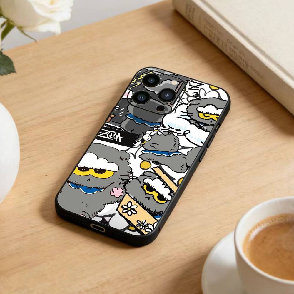 Cute GD trendy Cartoon ZO Friends Phone Case For iPhone 17 16 15 14 13 12 Max Plus Silicone Black Cover