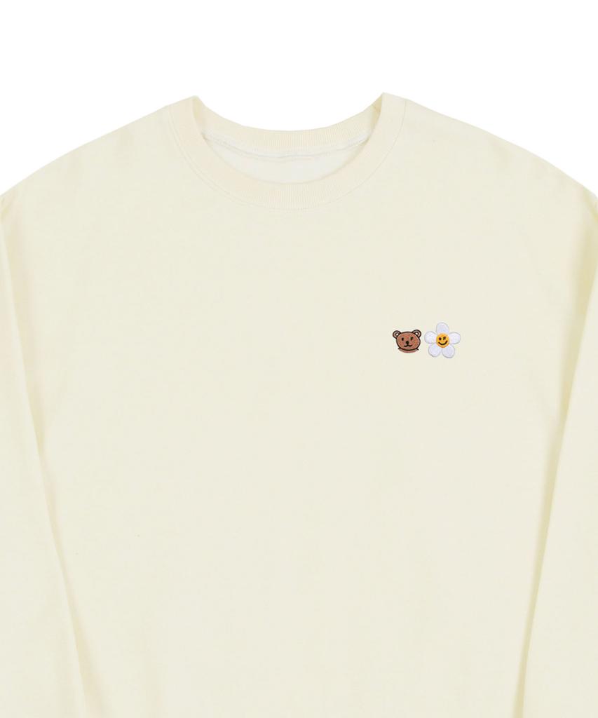 GRAVER [Unisex] Small Flower Bear Face Embroidered Smile Sweatshirt_Cream