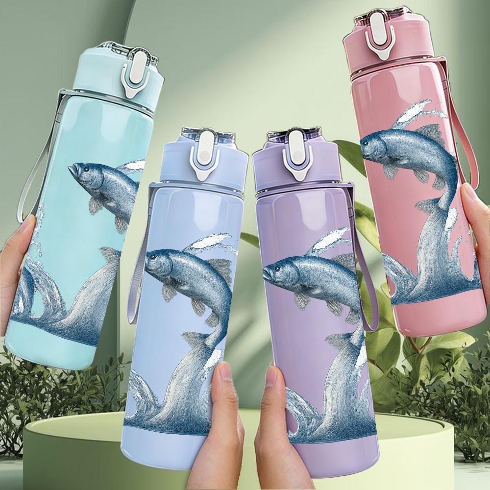 1PC Jumping Shark Sea Animal Pattern 750ml Color Plastic Sports Water Bottle Leakproof Flip Straw Lid Suitable for Sports Office Home Use