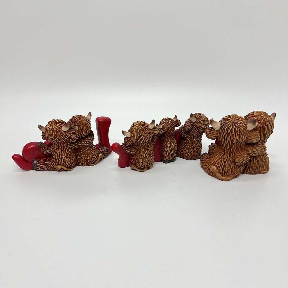 Cartoon Highland Cattle Ornament Resin Valentine's Day Ornament Highland Cow Figurine  Wedding