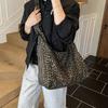 Slack Large Capacity Leopard Print Bag New Casual Versatile Messenger Bag Women Commuter Shoulder Tote Bag