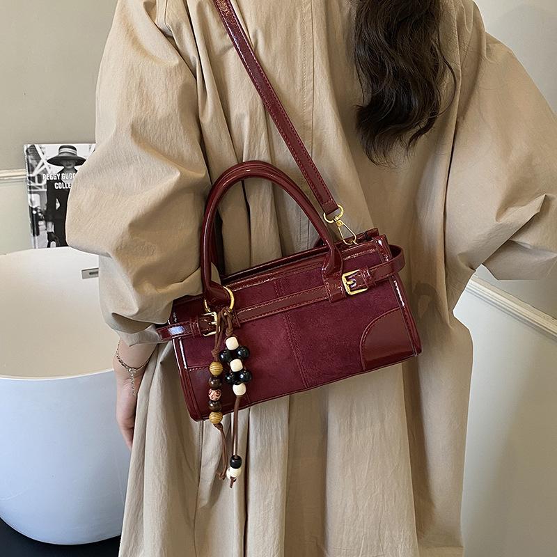 Ретро матовая маленькая сумка женская 2025 новая универсальная сумка-мессенджер осень-зима популярная сумочка для выхода маленькая сумка